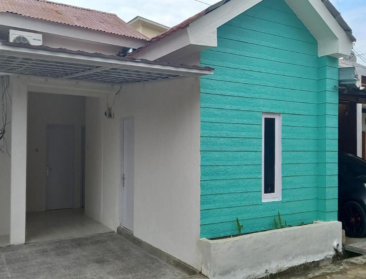Oyo 90974 Homestay Golo Koe Sejahtera Labuan Bajo Eksteriør billede