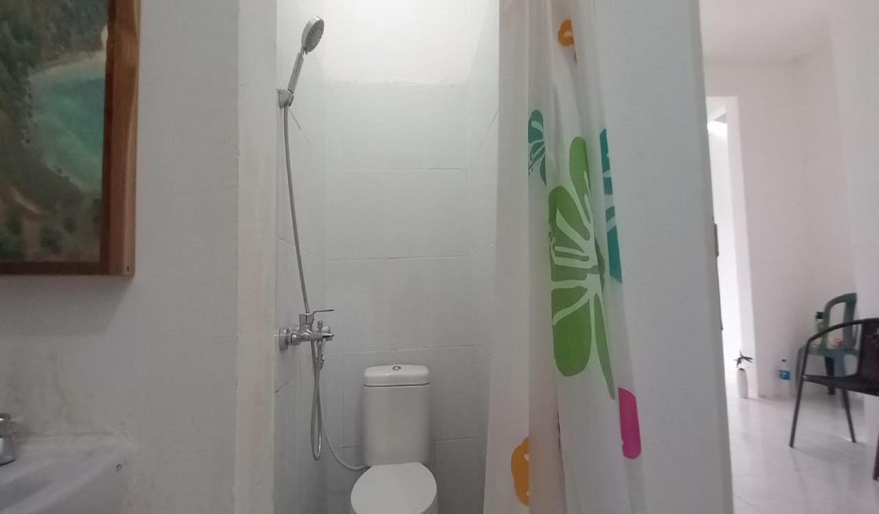 Oyo 90974 Homestay Golo Koe Sejahtera Labuan Bajo Eksteriør billede